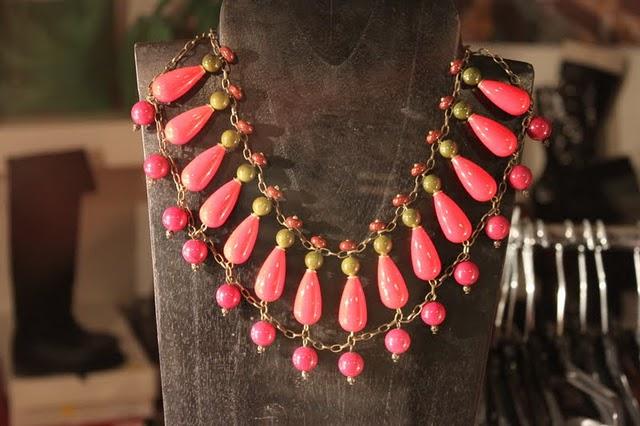 Moving Mirror and Windows Moving Mirror and Windows