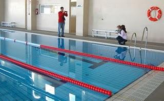 Huétor Vega estrena una piscina municipal cubierta