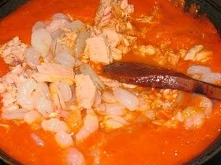 Hélices gratinadas con atún y gambas Hélices gratinadas con atún y gambas