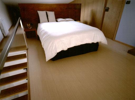 A-cero Projects Comienzos del estudio A-cero, reforma interior de un ático en Coruña