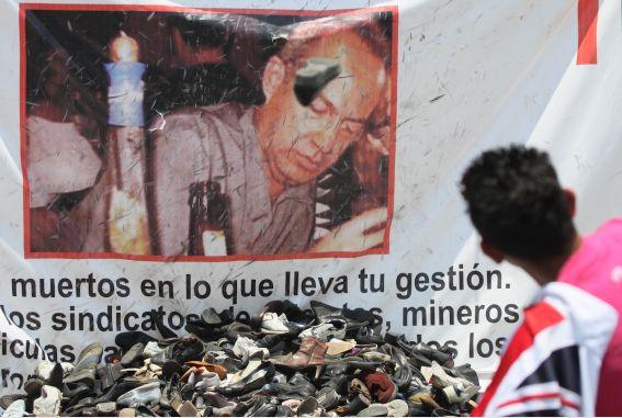 2s0vuvi9tko7xphmu1191448lny1xo8 ¿Estresado? Dele un zapatazo a Calderón