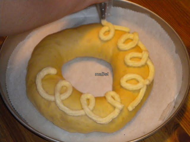 Rosca de Pascua de Narda Lepes ( Mona de Pascua) Rosca de Pascua de Narda Lepes ( Mona de Pascua)