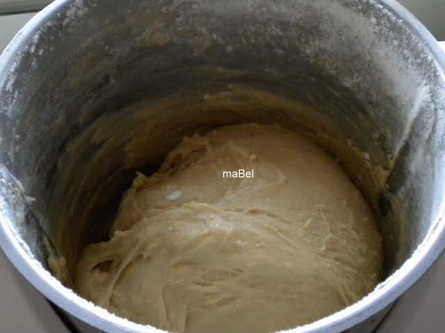 Rosca de Pascua de Narda Lepes ( Mona de Pascua) Rosca de Pascua de Narda Lepes ( Mona de Pascua)