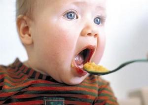 comer ¿Qué puede comer un bebé menor de un año?