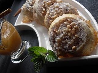 CARACOLAS DE COMPOTA DE MANZANA CARACOLAS DE COMPOTA DE MANZANA