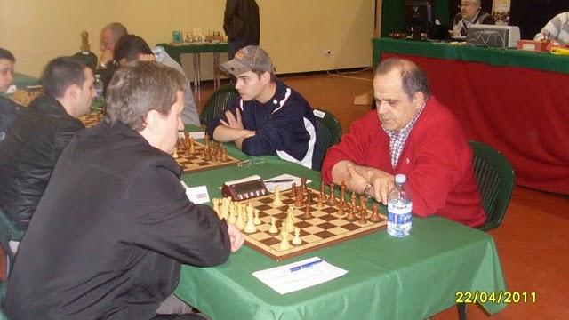 EL MI GRANADINO JOSE FERNANDO CUENCA SE IMPONE  EN EL INTERNACIONAL DE LA RODA