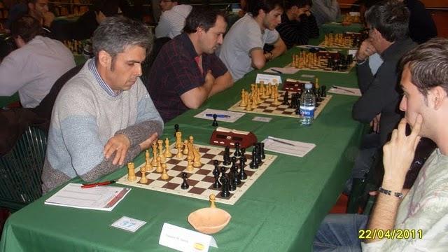 EL MI GRANADINO JOSE FERNANDO CUENCA SE IMPONE  EN EL INTERNACIONAL DE LA RODA