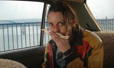 La mujer con la nariz rota (2010) La mujer con la nariz rota (2010)