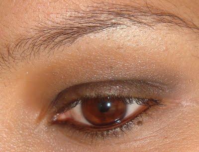 Look dramático en dos versiones. Look dramático en dos versiones.