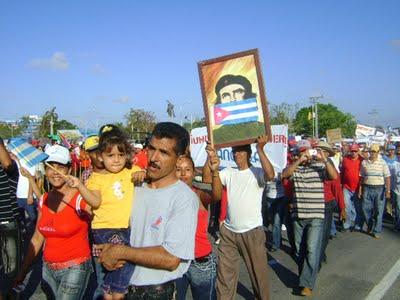 Primero de Mayo en Cuba: Un pueblo beatificado Primero de Mayo en Cuba: Un pueblo beatificado