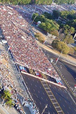 Primero de Mayo en Cuba: Un pueblo beatificado Primero de Mayo en Cuba: Un pueblo beatificado