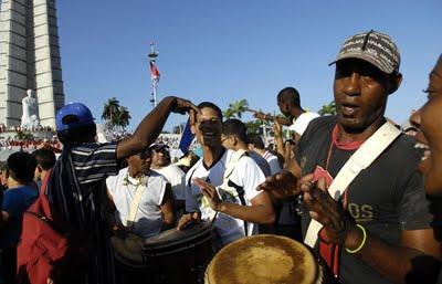 Primero de Mayo en Cuba: Un pueblo beatificado Primero de Mayo en Cuba: Un pueblo beatificado