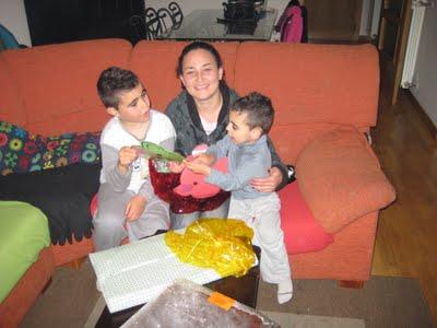 Komo Reyes Komo Reyes