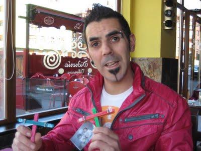 Komo Reyes Komo Reyes