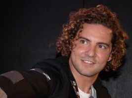 DAVID BISBAL DE GIRA !!!