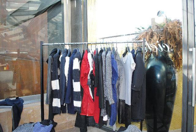 CLOSED AW 2011 CLOSED AW 2011