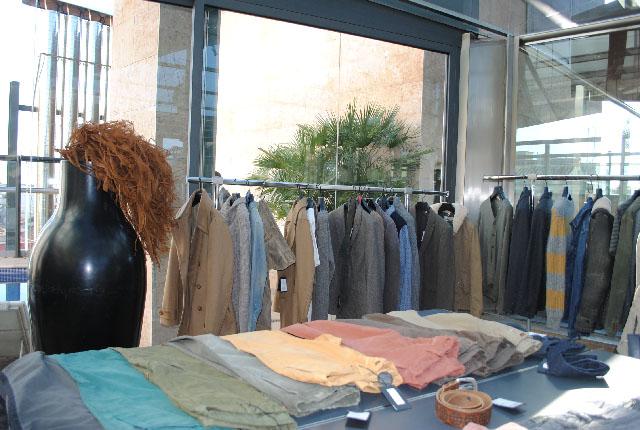 CLOSED AW 2011 CLOSED AW 2011