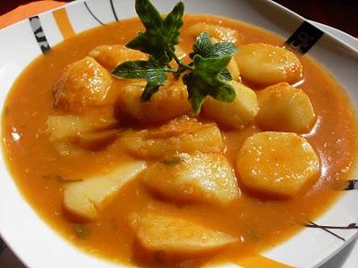 PATATAS GUISADAS PATATAS GUISADAS