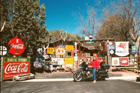 * 2004 ESTADOS UNIDOS tipica-tienda-americana.jpg