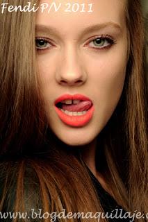 Labios naranja para esta temporada Labios naranja para esta temporada