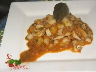 Sepia guisada con patatas Sepia guisada con patatas