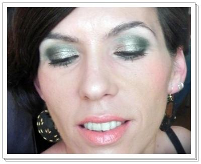 Sombras essenciales (mis 3 favoritas de essence) + Made to order (MAC) Sombras essenciales (mis 3 favoritas de essence) + Made to order (MAC)