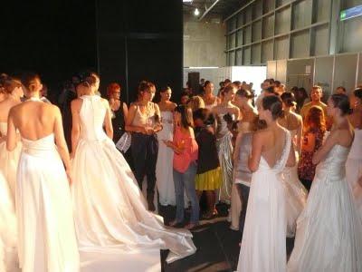 ROSA CLARÁ EN LA PASARELA GAUDÍ 2012: UNA EXPLOSIÓN DE FRESCURA, COLORIDO Y FORMAS FEMENINAS ROSA CLARÁ EN LA PASARELA GAUDÍ 2012: UNA EXPLOSIÓN DE FRESCURA, COLORIDO Y FORMAS FEMENINAS