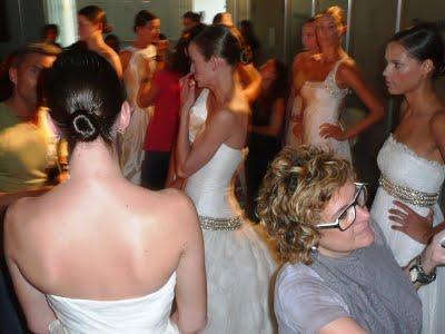 ROSA CLARÁ EN LA PASARELA GAUDÍ 2012: UNA EXPLOSIÓN DE FRESCURA, COLORIDO Y FORMAS FEMENINAS ROSA CLARÁ EN LA PASARELA GAUDÍ 2012: UNA EXPLOSIÓN DE FRESCURA, COLORIDO Y FORMAS FEMENINAS