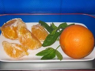 Ensalada mozárabe de cous-cous con naranja, dátiles y menta. NarSafor y Dismuco Ensalada mozárabe de cous-cous con naranja, dátiles y menta. NarSafor y Dismuco