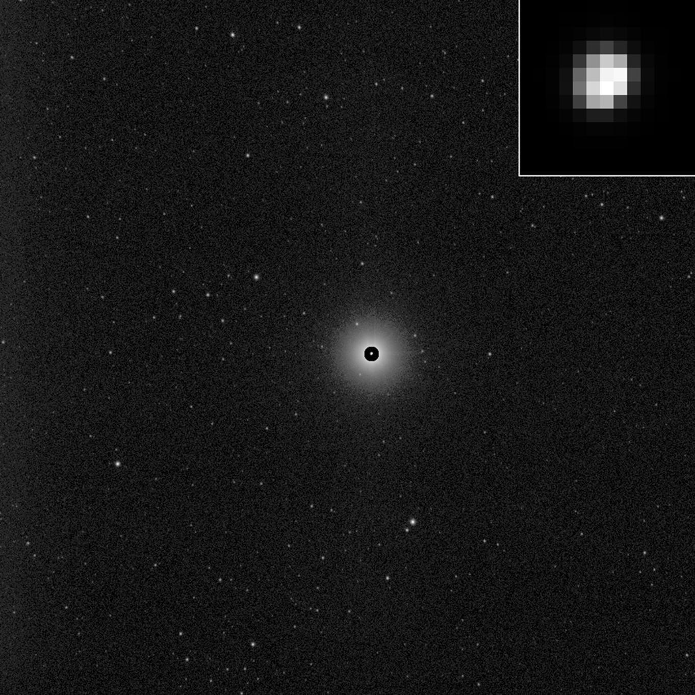 Dawn obtiene la primera imagen del asteroide Vesta