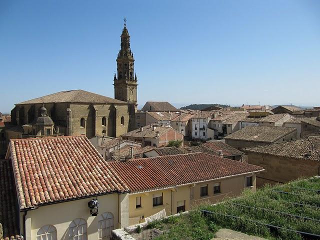CALLEJANDO POR BRIONES CALLEJANDO POR BRIONES