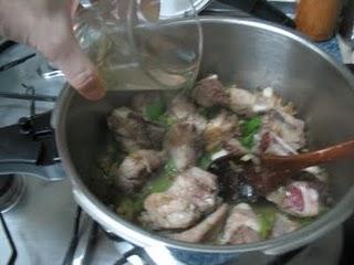 Patatas con costillas Patatas con costillas