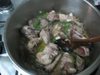 Patatas con costillas Patatas con costillas