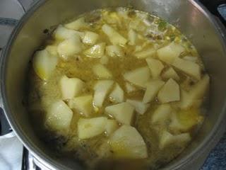 Patatas con costillas Patatas con costillas