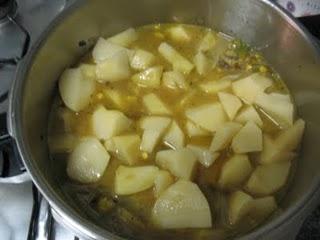 Patatas con costillas Patatas con costillas