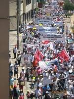 Invitan a candidatos presidenciales a marcha por la vida en Perú Invitan a candidatos presidenciales a marcha por la vida en Perú