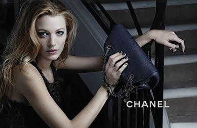 Blake loves Chanel (By Asier) Blake loves Chanel (By Asier)