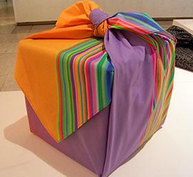 furoshiki06-pingmag-jp Furoshiki, el arte japonés de envolver con tela