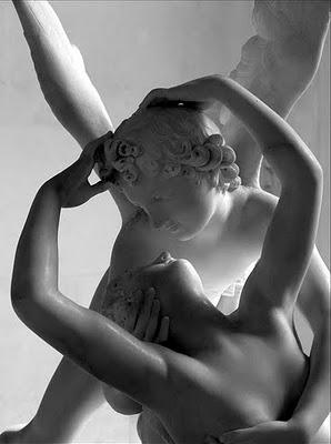 El Eros sagrado, el arrebatamiento, la sutil impudicia, el dolor, la fuerza pasional y el Arte.