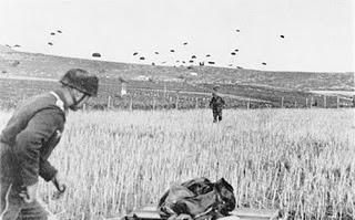 Comienza la Operación Merkur contra Creta: la primera invasión aerotransportada de la Historia – 20/05/1941. Comienza la Operación Merkur contra Creta: la primera invasión aerotransportada de la Historia – 20/05/1941.