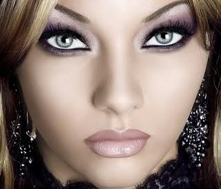 MAQUILLAJE: PRESUME DE OJOS MAQUILLAJE: PRESUME DE OJOS