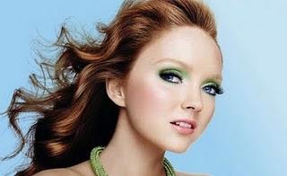 MAQUILLAJE: PRESUME DE OJOS MAQUILLAJE: PRESUME DE OJOS