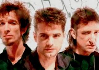 Radio Futura - La Canción De Juan Perro (1987) Radio Futura - La Canción De Juan Perro (1987)
