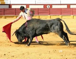 IGNACIO GONZÁLEZ SALDA SU ENCERRONA CON NOTA ALTA IGNACIO GONZÁLEZ SALDA SU ENCERRONA CON NOTA ALTA