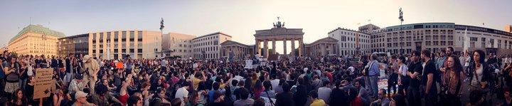 Berlin 15-M http://democraciarealyaberlin.com/wordpress/wp-content/uploads/mani.jpg