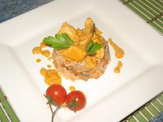 Daditos de pollo en salsa suave de curry Daditos de pollo en salsa suave de curry