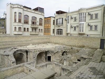 Azerbaiyan: La bella Baku y el Palacio de los Shirvanshahs Azerbaiyan: La bella Baku y el Palacio de los Shirvanshahs