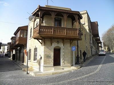 Azerbaiyan: La bella Baku y el Palacio de los Shirvanshahs Azerbaiyan: La bella Baku y el Palacio de los Shirvanshahs