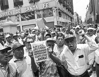 Perú: Ud. qué opina ¿debemos repetir la historia?. Perú: Ud. qué opina ¿debemos repetir la historia?.
