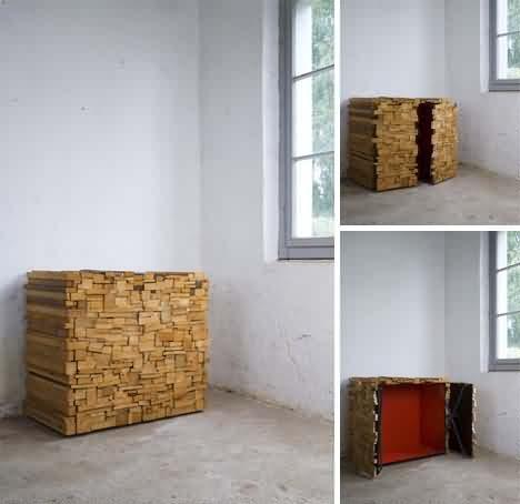 Las Misteriosas pilas de madera convertibles en muebles